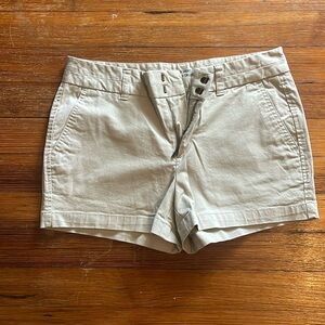 Khaki shorts